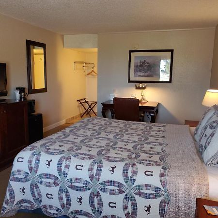 Kansas Country Inn Oakley Dış mekan fotoğraf