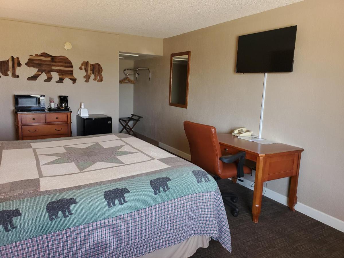 Kansas Country Inn Oakley Dış mekan fotoğraf