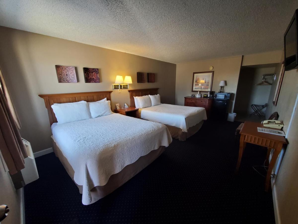 Kansas Country Inn Oakley Dış mekan fotoğraf