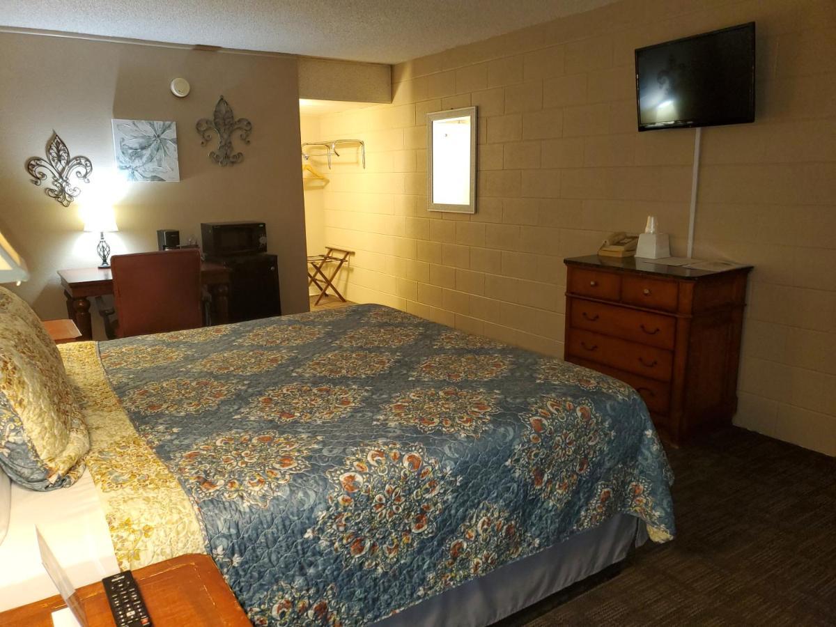 Kansas Country Inn Oakley Dış mekan fotoğraf