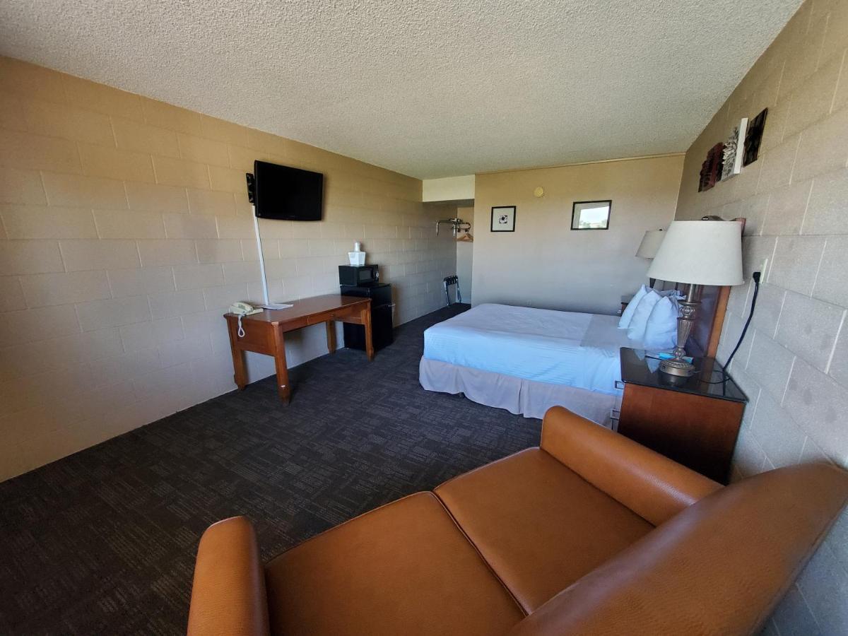 Kansas Country Inn Oakley Dış mekan fotoğraf