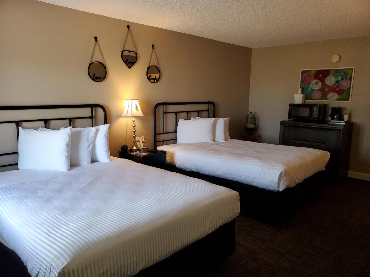 Kansas Country Inn Oakley Dış mekan fotoğraf