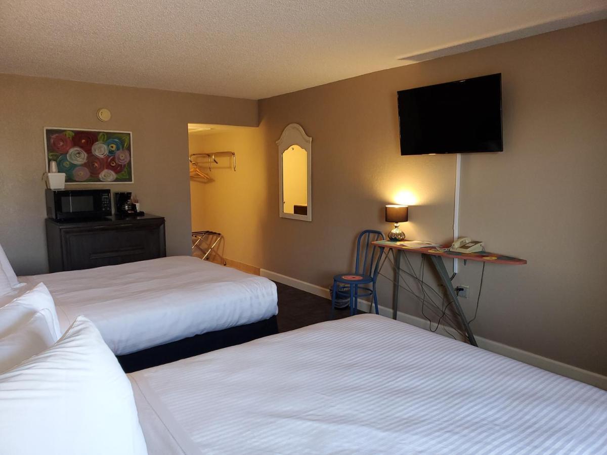 Kansas Country Inn Oakley Dış mekan fotoğraf