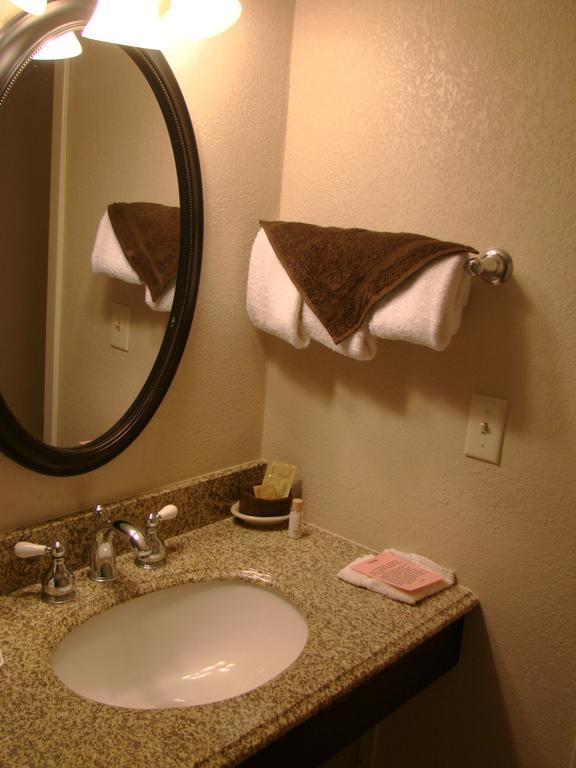 Kansas Country Inn Oakley Oda fotoğraf